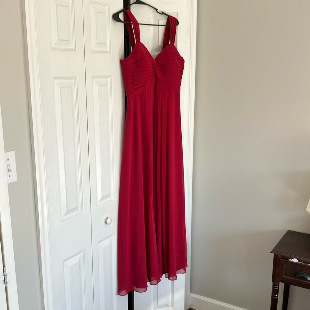 Red Sleeveless Sweetheart Maxi Gown for Weddings
